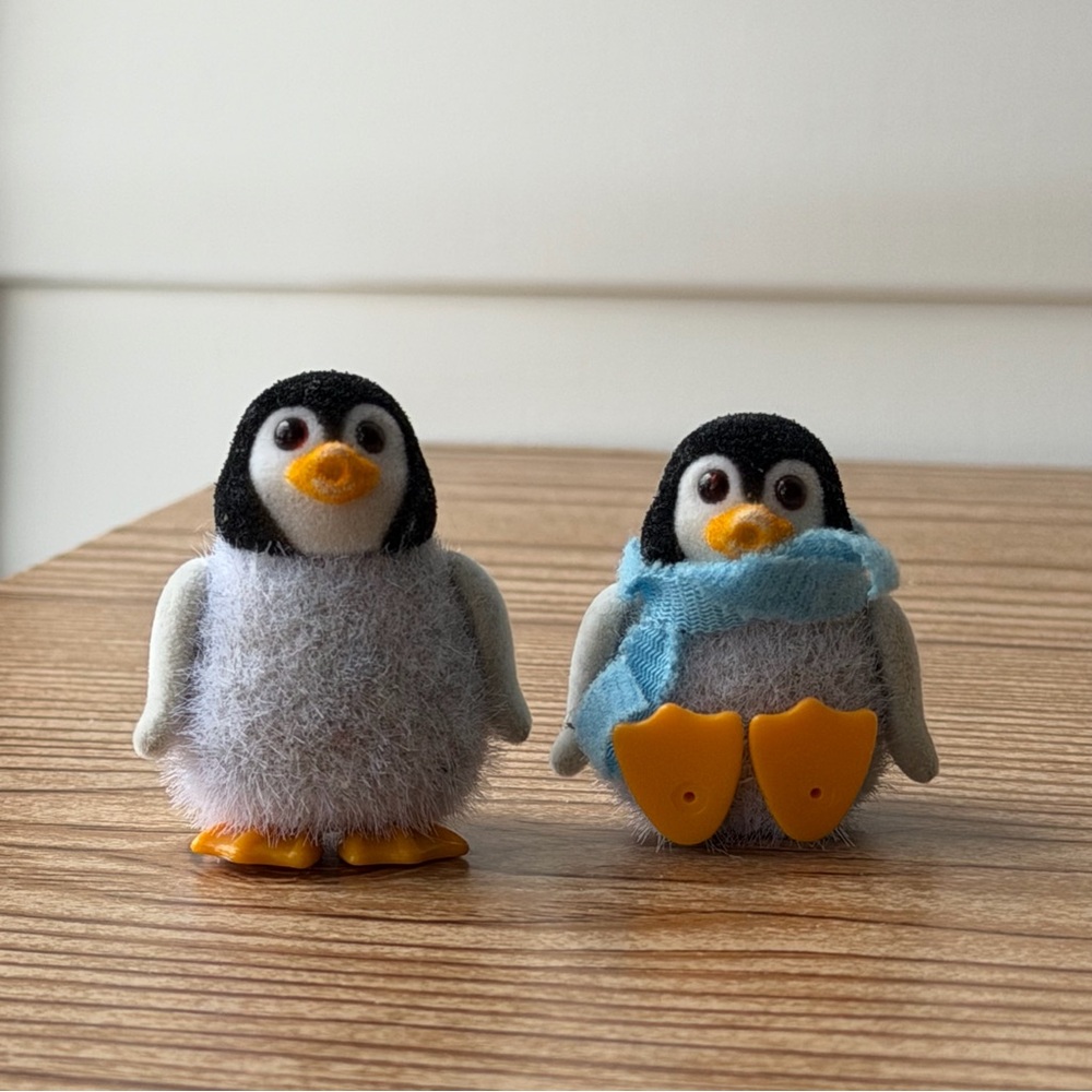 Rare 1995 Calico Critters Sylvanian Families Fuzzy Penguin Babies
